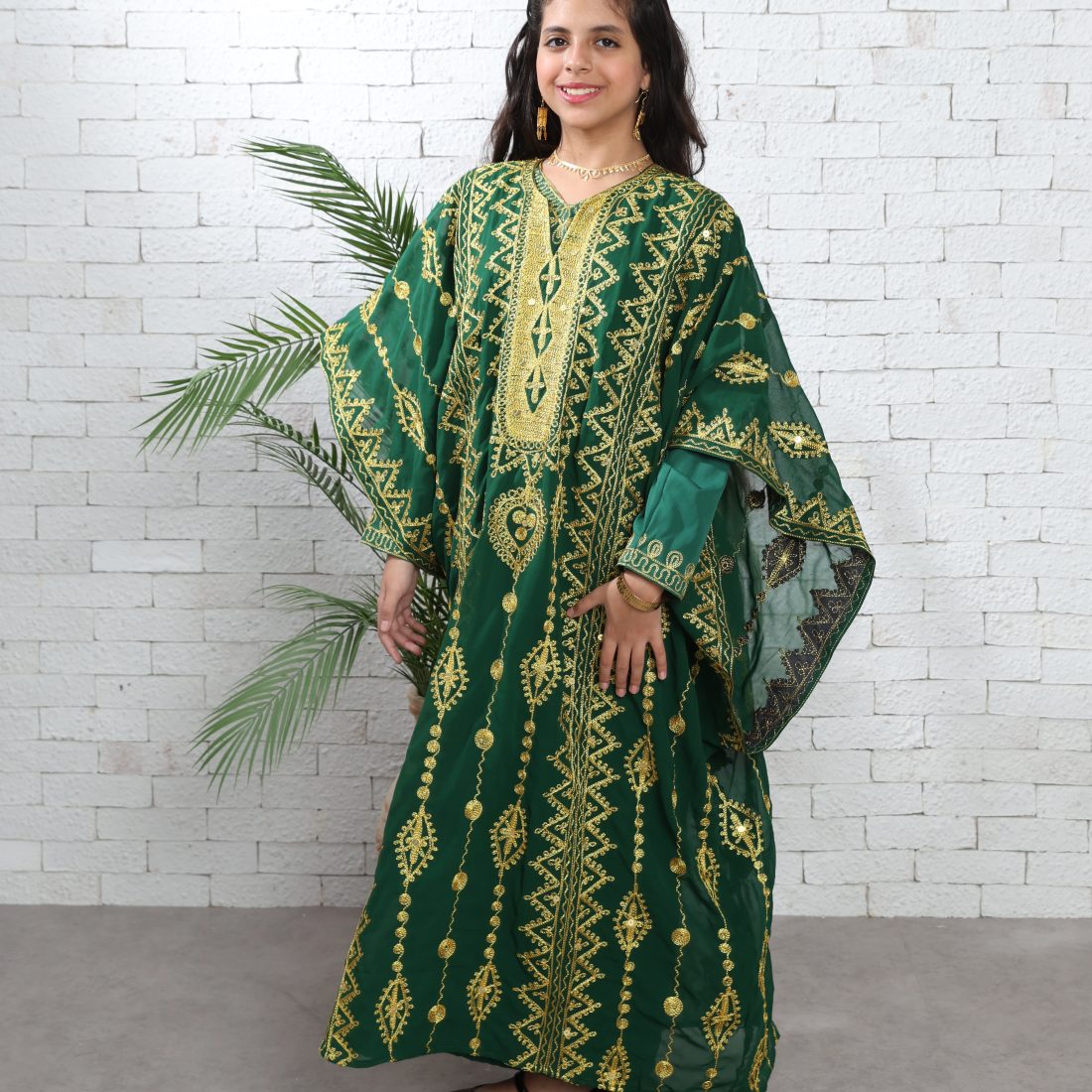 ثوب مع نشل خليجي